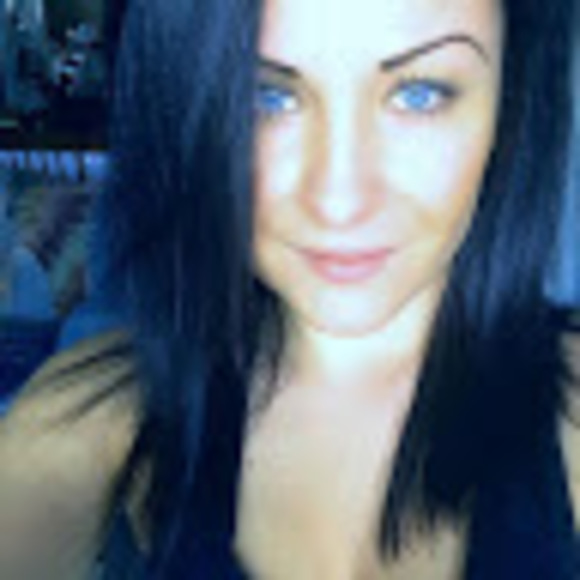 Meet your Posher, Sharron - Picture 1 of 1